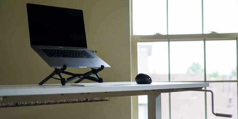 Is A Standing Desk Good For You? | Standing Desk Pros And Cons