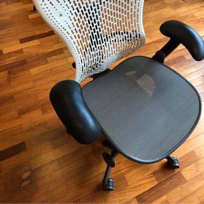 Ergonomic Feature herman miller mirra chair 